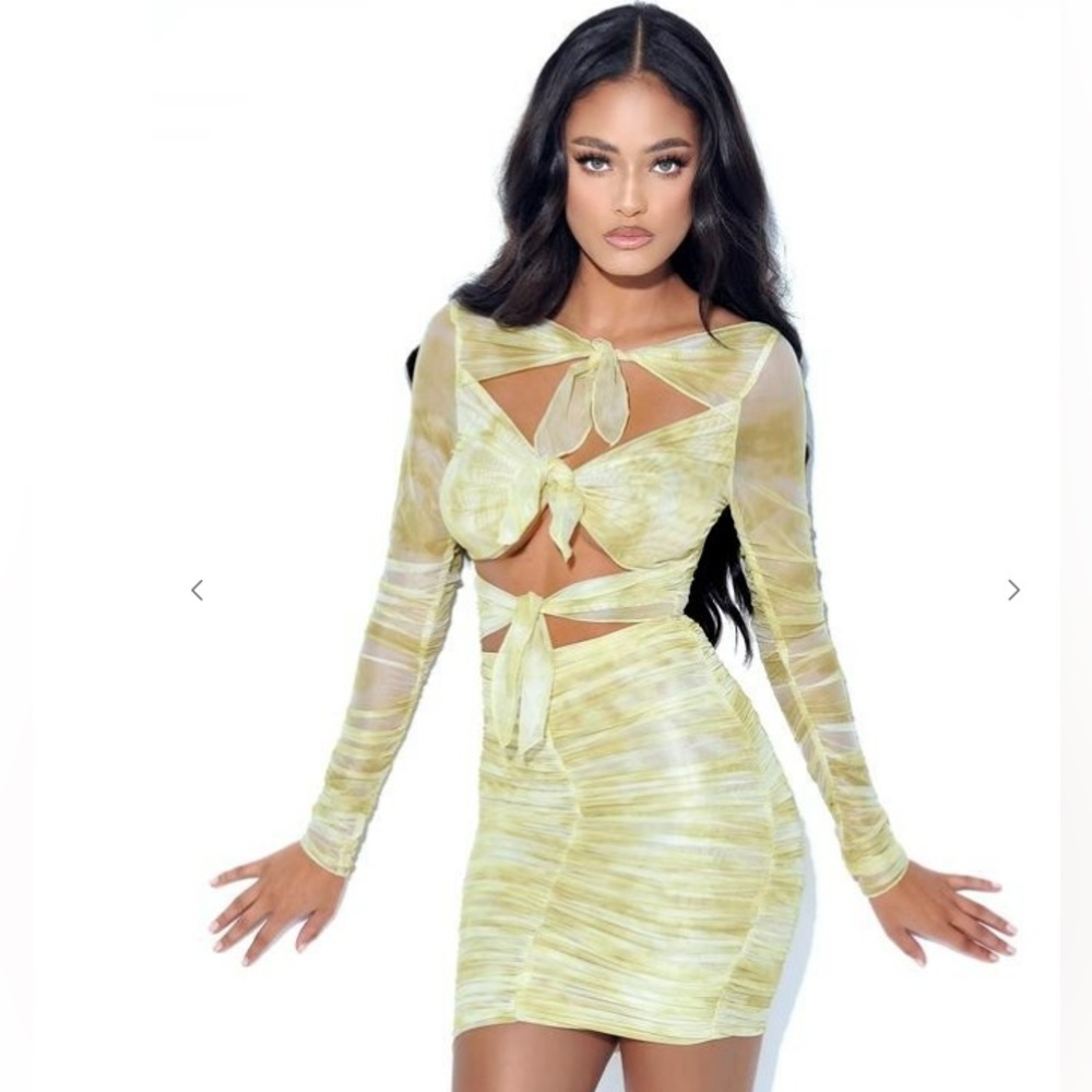 Tie-Front Yellow Mini Dress with Long Sleeves